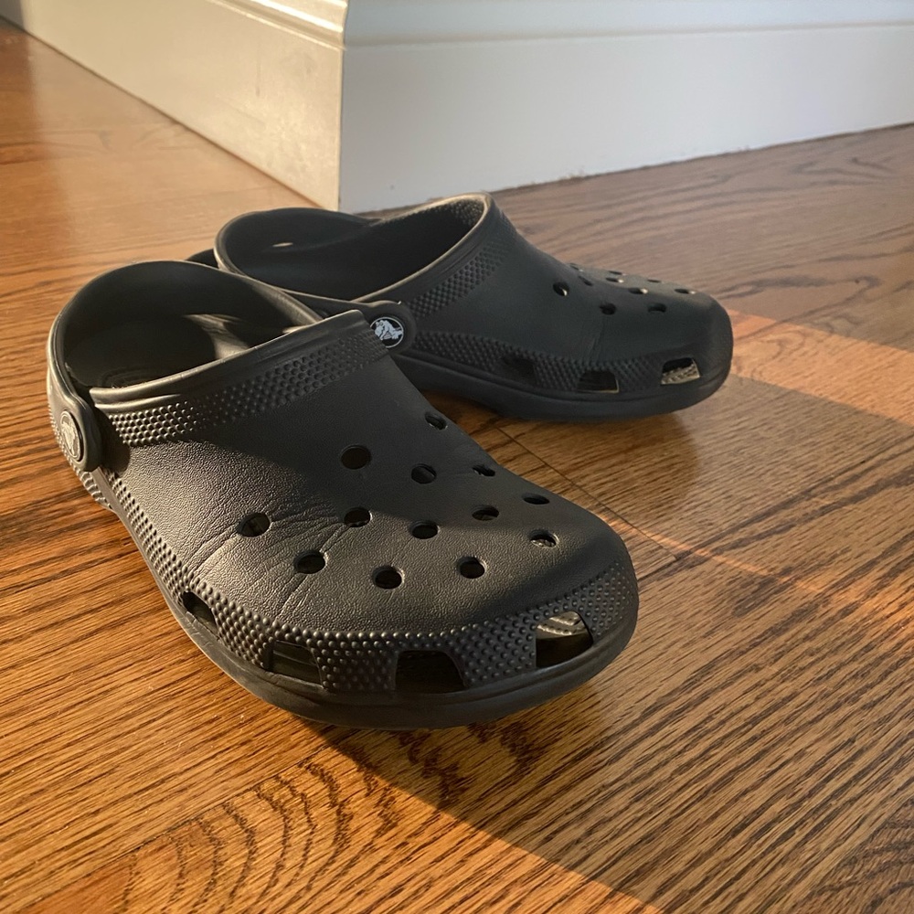 Crocs - Picture 3 of 5